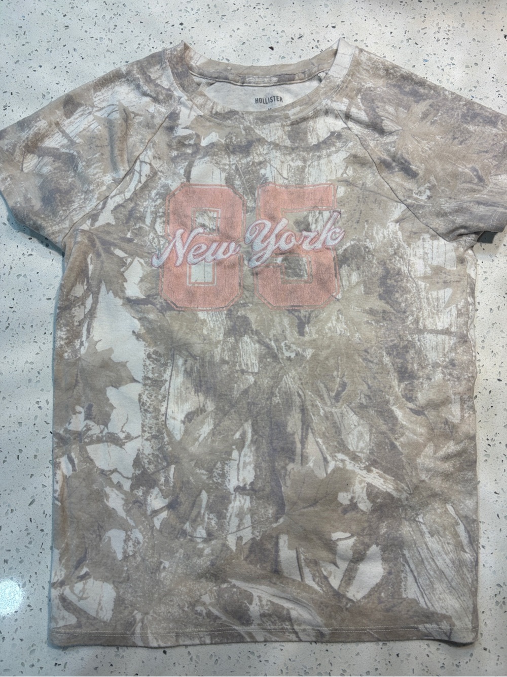 Hollister Beige Tie-Dye 'New York 86' Short Sleeve Tee